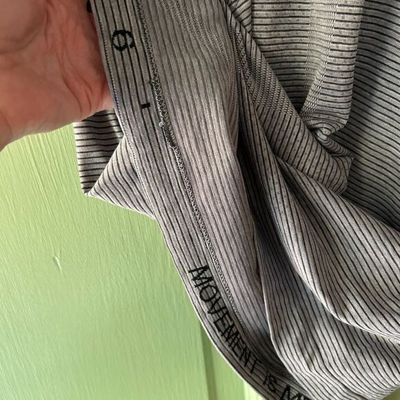 Lululemon | Swiftly Tech Racerback 2.0 | Gray stripe - Picture 5 of 7
